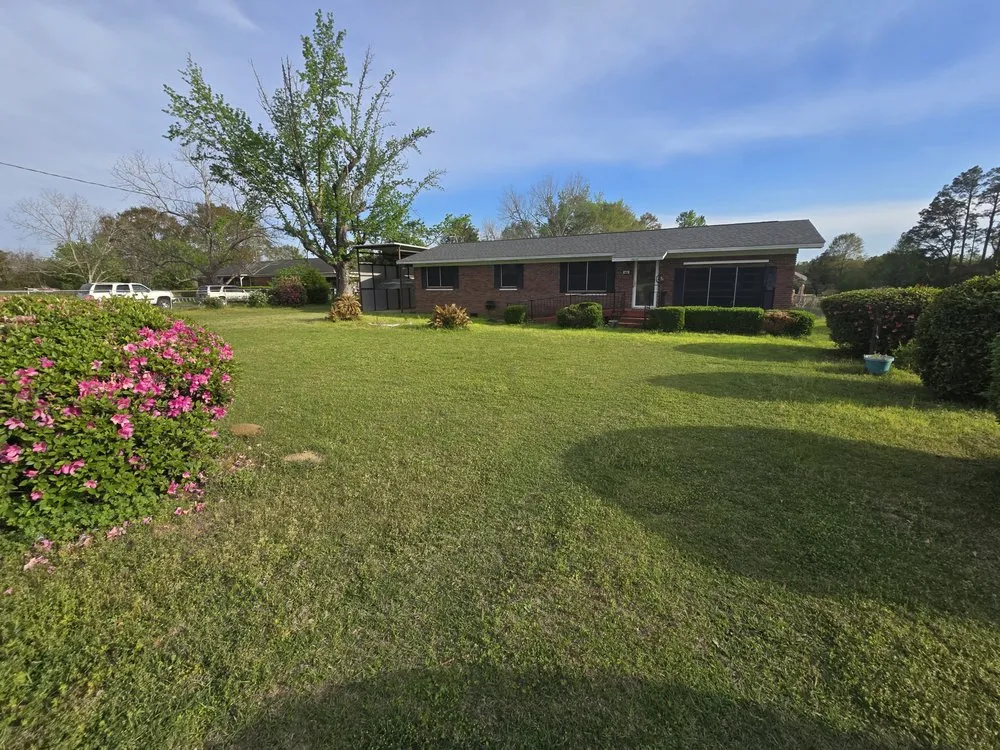 Professional outdoor landscaping for beautiful yards in Cantonment, FL by Big Jakes Lawn Maintenance