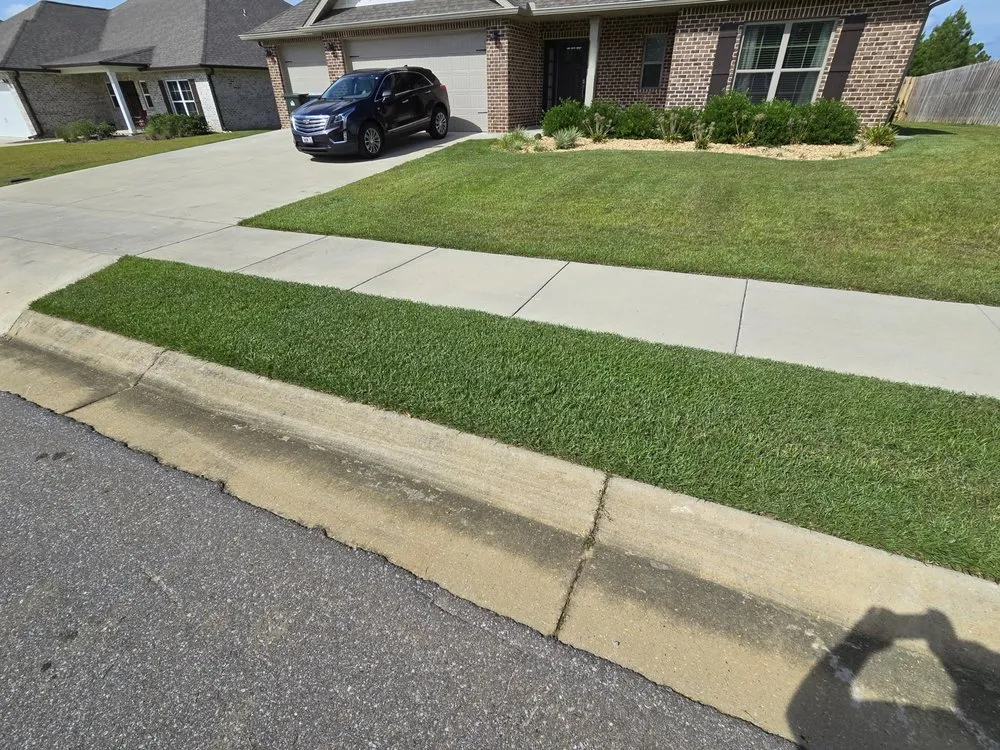 Reliable landscape design in Cantonment, FL - Big Jakes Lawn Maintenance