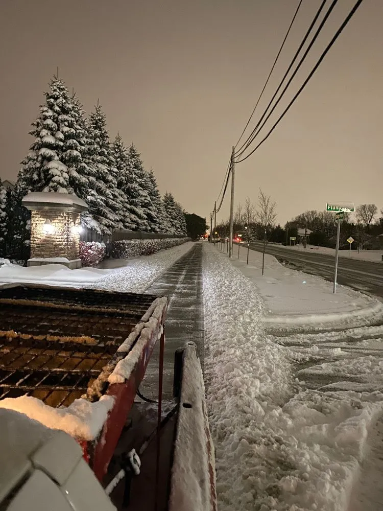 Professional lawn care service in Macomb, MI by Big Lakes Lawn Care