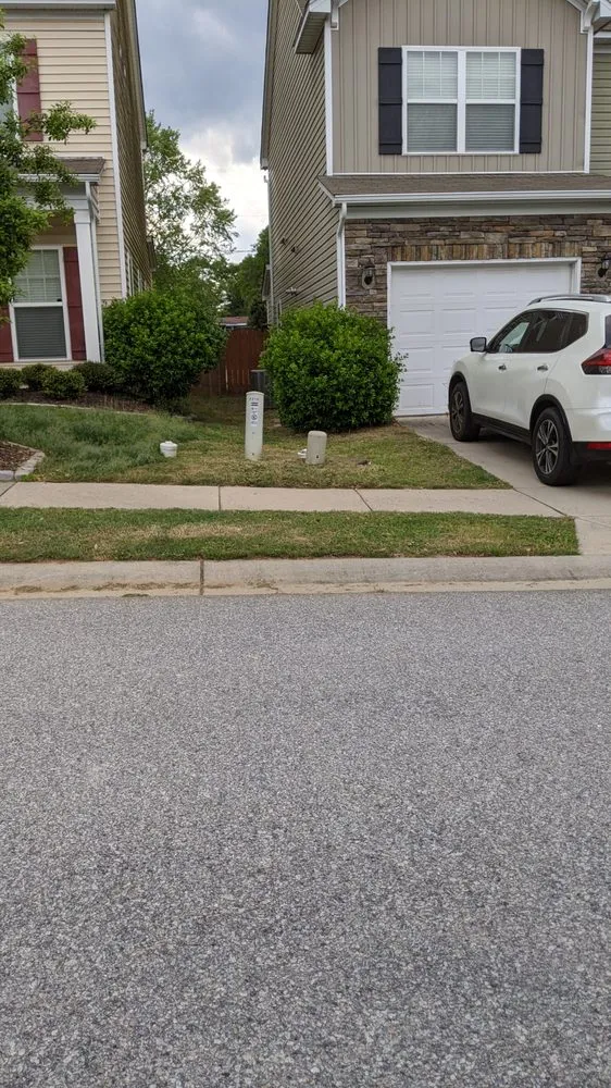 Custom outdoor landscaping in West Columbia, SC by BiG Lawn Service