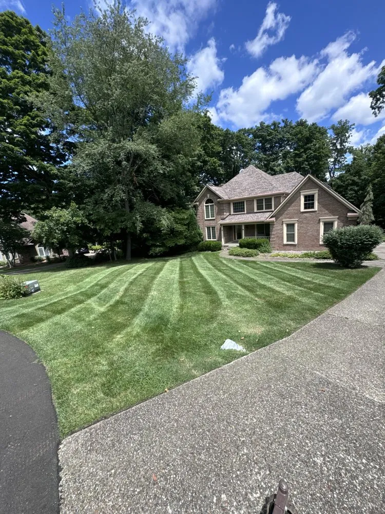 Professional lawn care service in La Grange, KY - Big League Lawns & Property Management