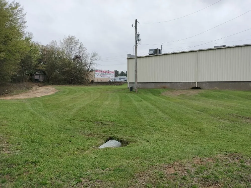 Custom landscaping services near you in Longview, TX by Big Mike & Son's Lawn care