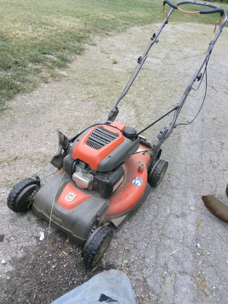 Affordable landscape design near you in Neosho, MO by Big Monkey Lawncare