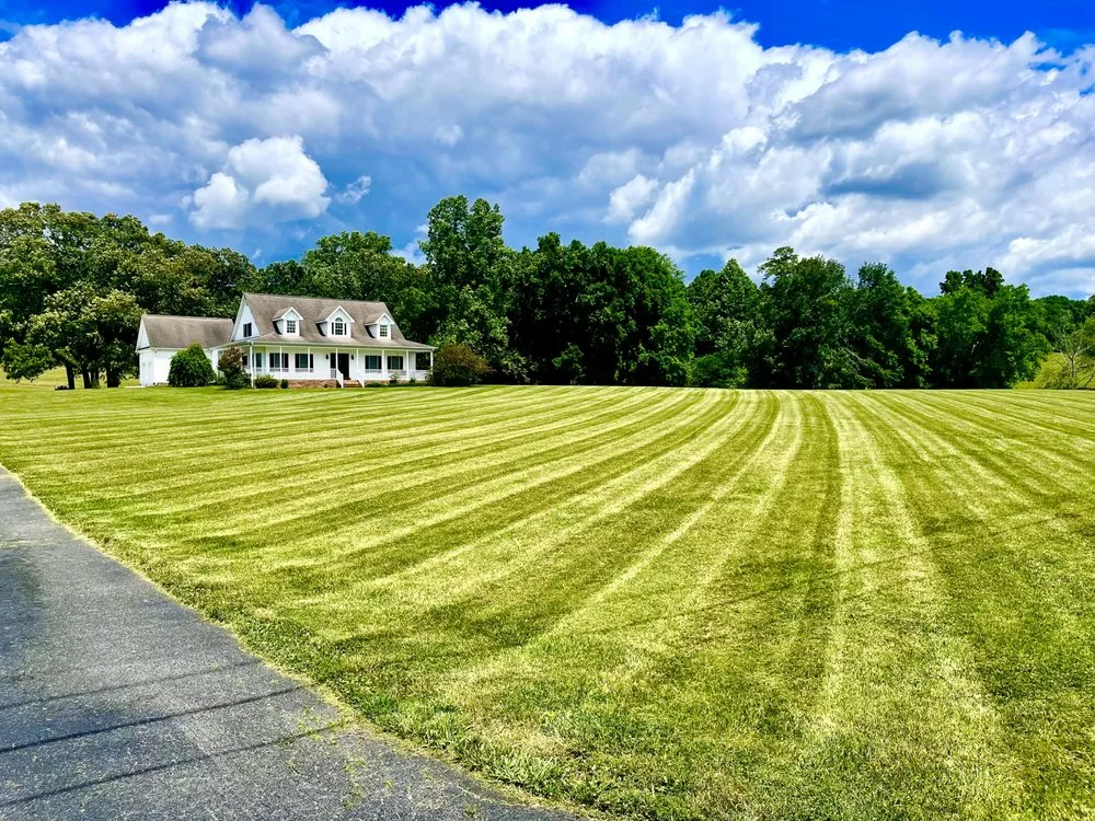 Professional garden landscaping in Dayton, TN - Big Orange Lawn Care