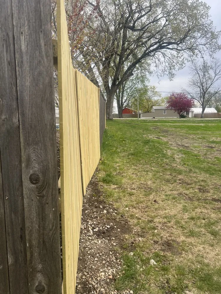 Custom garden landscaping for year-round maintenance in Des Moines, IA by Big O’s Landscaping