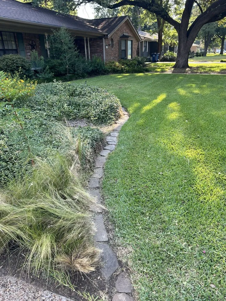 Expert outdoor landscaping for homes in Farmers Branch, TX by Big Red Services