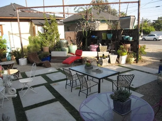 Affordable yard cleanup service near you across Venice, CA - Big Red Sun