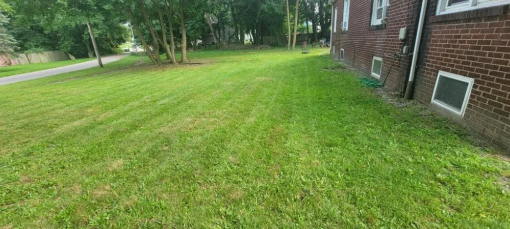 Custom garden landscaping in Madison, OH by Big Reds Landscaping