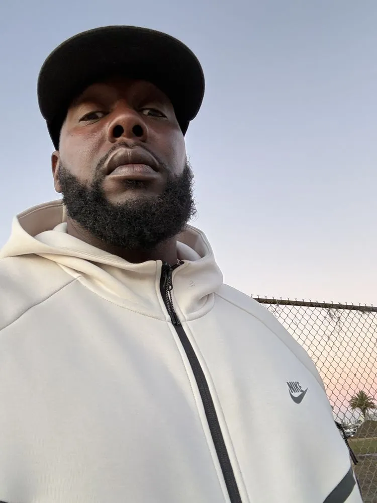 Professional lawn care service for beautiful yards across St. Petersburg, FL - Big Rob Lawn Care