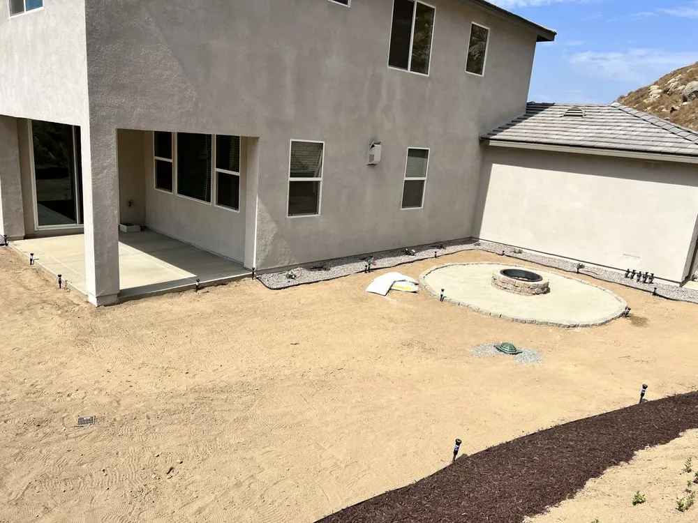 Custom lawn mowing service experts serving Valle Vista, CA - Big Robs Gardening