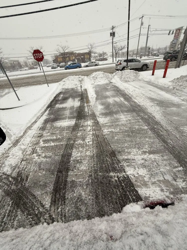 Top-rated lawn mowing service in Tonawanda, NY by Big Rock Landscaping and Snowplowing,