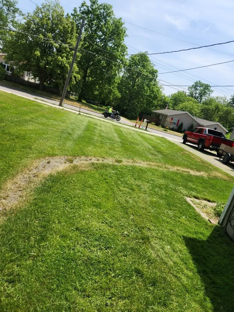 Custom outdoor landscaping in Grand Rapids, MI - Big Thumbs Lawn Care & Snow Removal