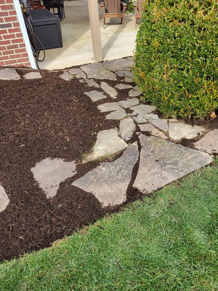 Top-rated garden landscaping experts serving Ligonier, PA - Big Tree Landscaping and Lawn