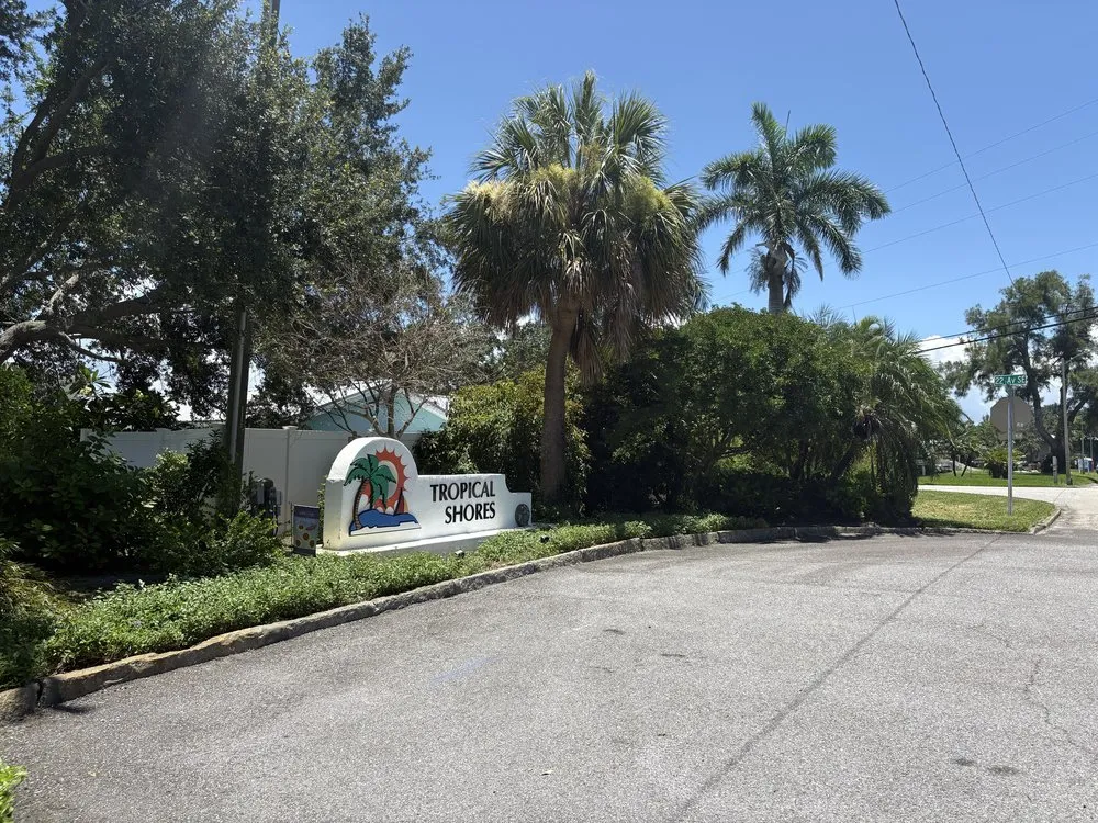 Custom residential landscaping in St. Petersburg, FL by Bigdog Lawn care