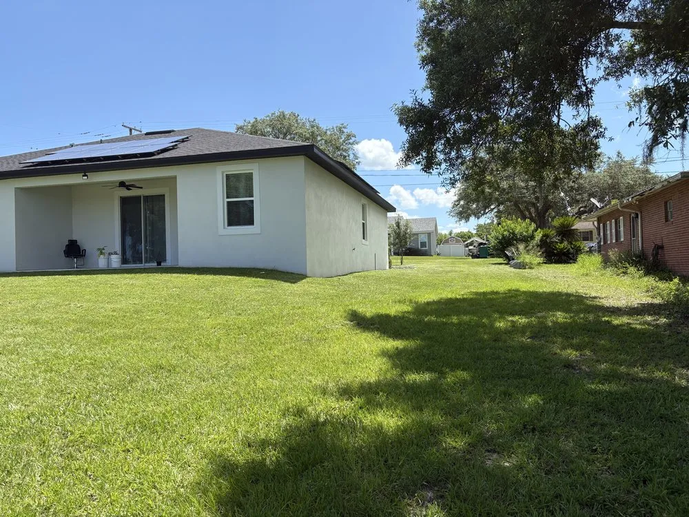 Reliable lawn mowing service with custom design in St. Petersburg, FL by Bigdog Lawn care