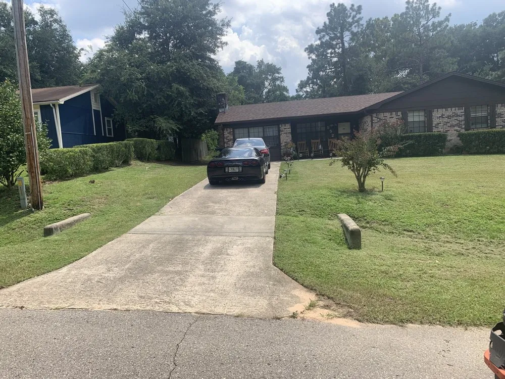 Custom outdoor landscaping for homes across Gretna, FL - BigDracoo