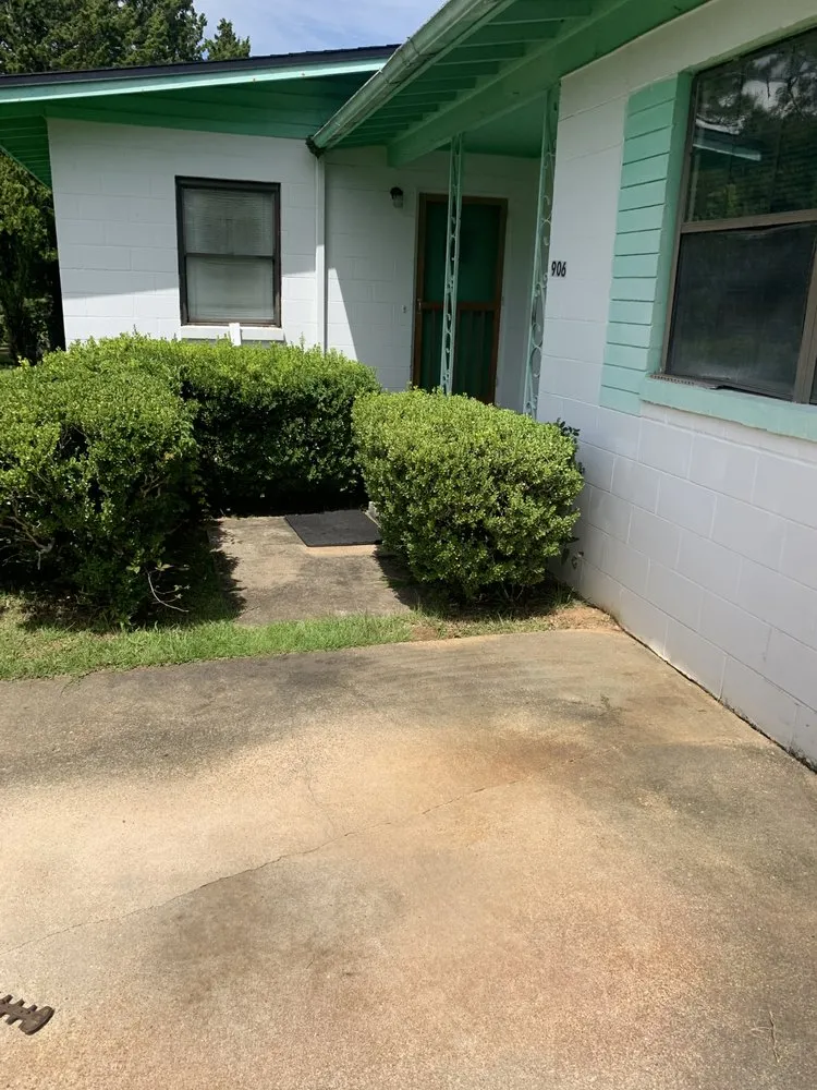 Reliable outdoor landscaping for homes in Gretna, FL by BigDracoo