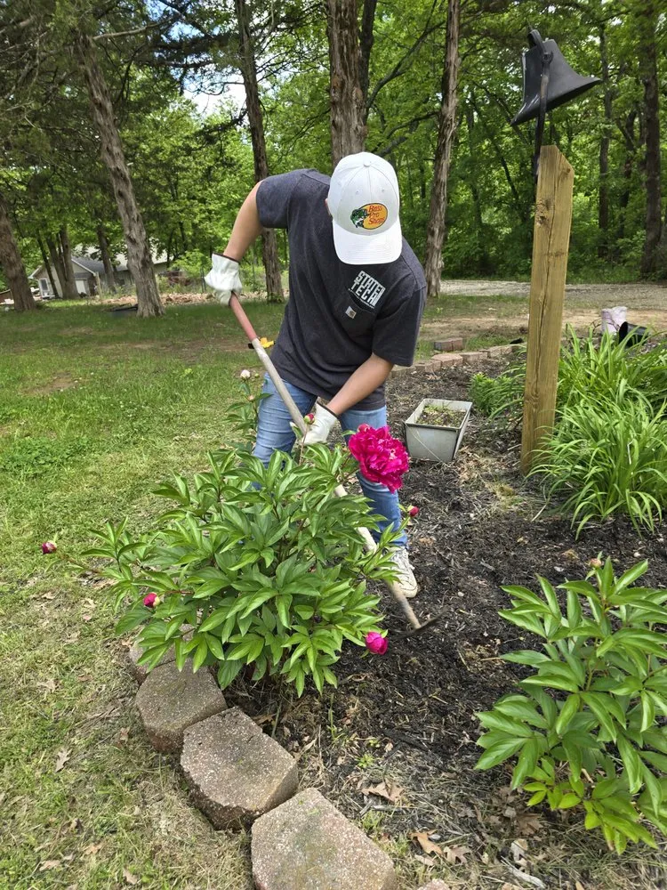 Reliable outdoor landscaping in Bonnots Mill, MO by Bigfoot Landscaping
