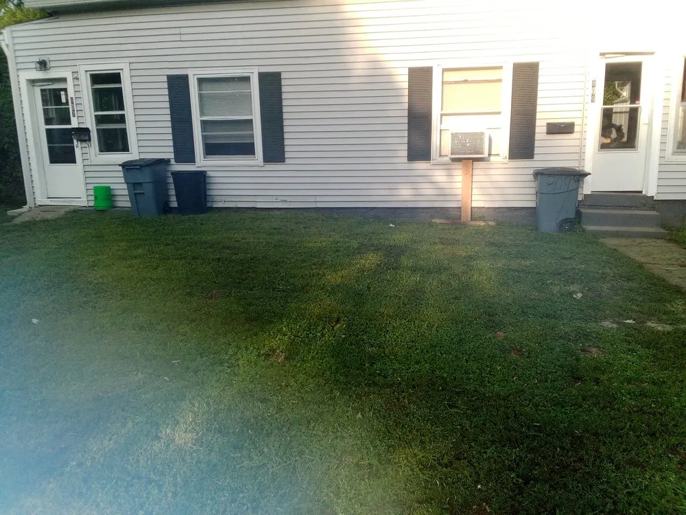 Top-rated lawn care service for beautiful yards in St. Louis, MO by Bigger Vision Bros