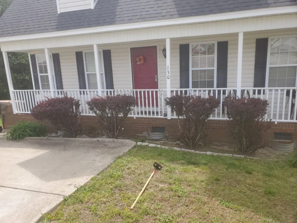 Custom yard maintenance in Smithfield, NC - Biggs Outdoor Services