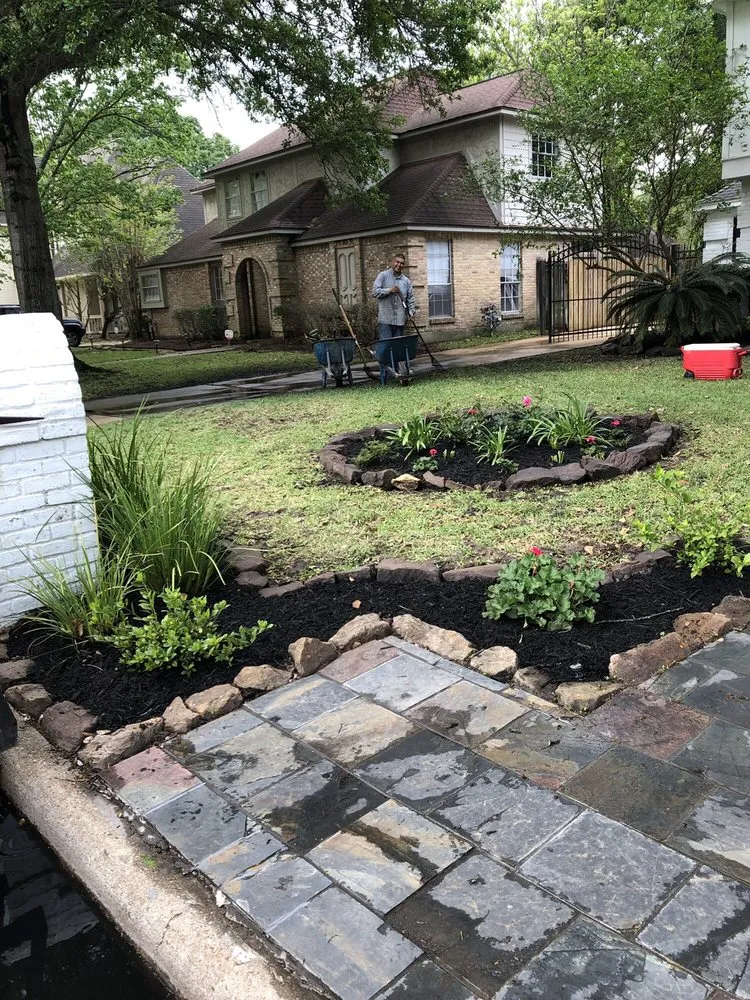 Reliable landscape installation in Houston, TX - BIGREEN Flores Landscaping