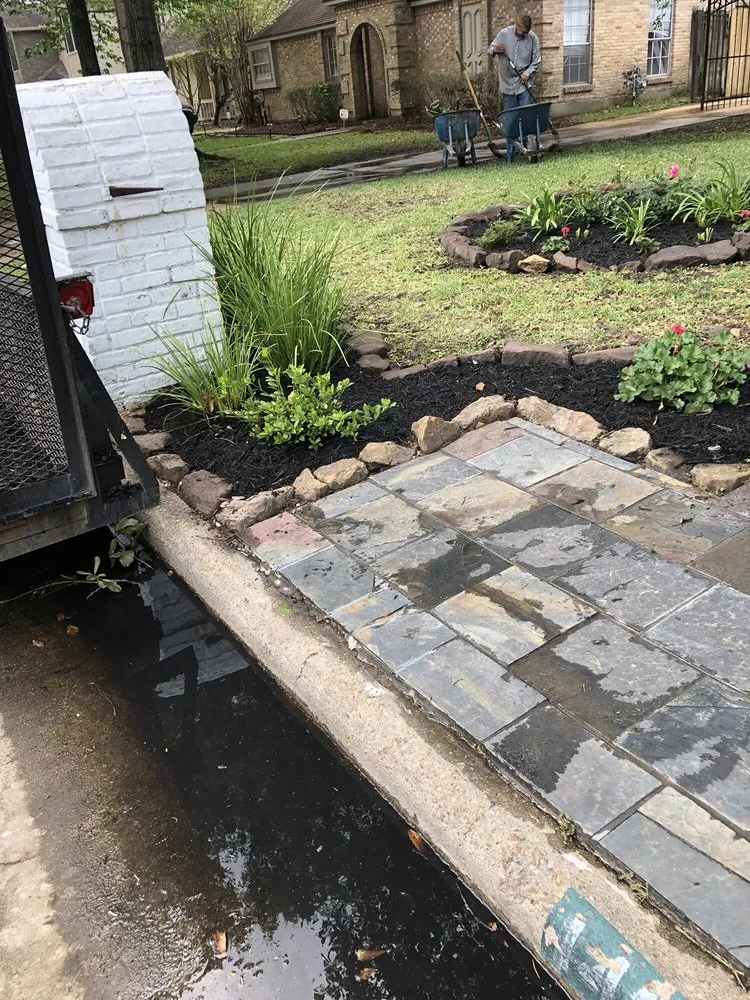Expert yard cleanup service with custom design in Houston, TX by BIGREEN Flores Landscaping