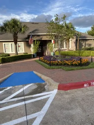 BIGREEN Flores Landscaping Logo