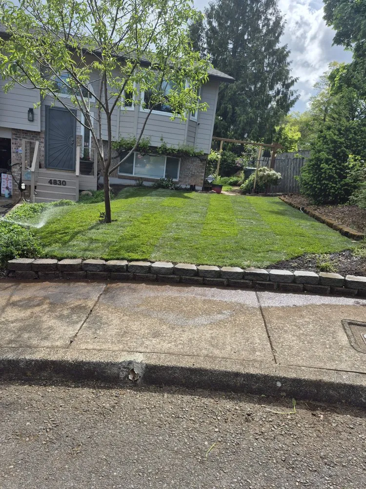 Affordable residential landscaping for residential properties in Salem, OR by Big's Lawn Service