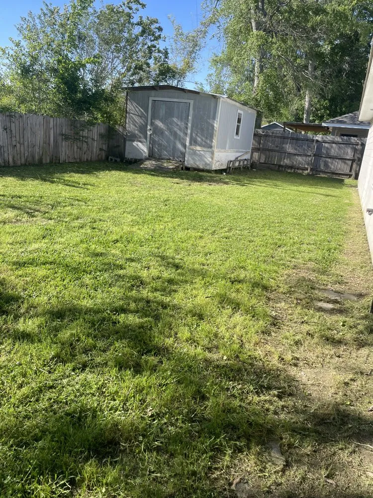 Custom residential landscaping experts serving Saint Gabriel, LA - Bihm’s Lawn Care Service