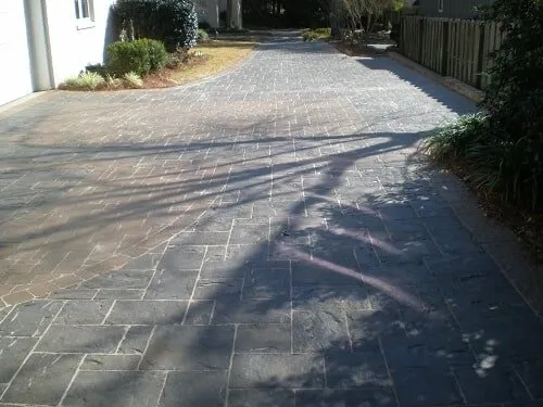 Top-rated yard cleanup service for beautiful yards in Theodore, AL by Bill Baff Landscape