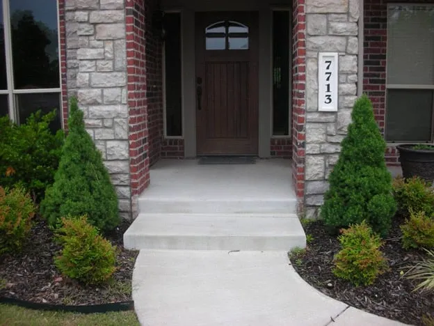 Local lawn care service in Broken Arrow, OK - Bill Detherage Harbor Landscape