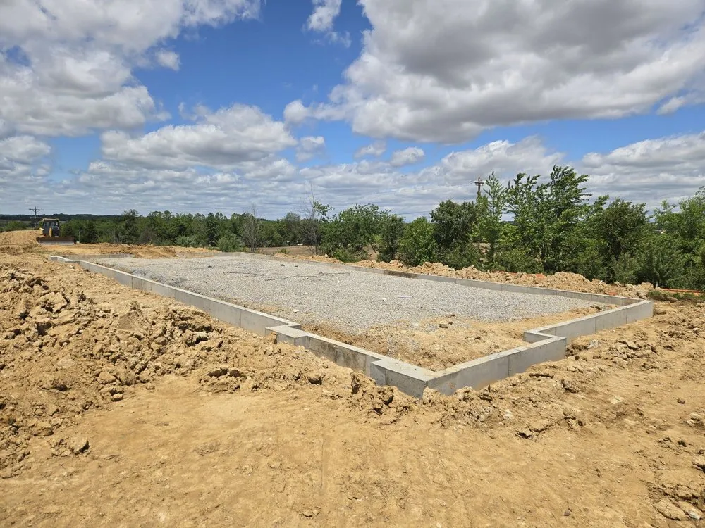 Affordable landscaping services experts serving Palmyra, IN - Bill Wilson Concrete