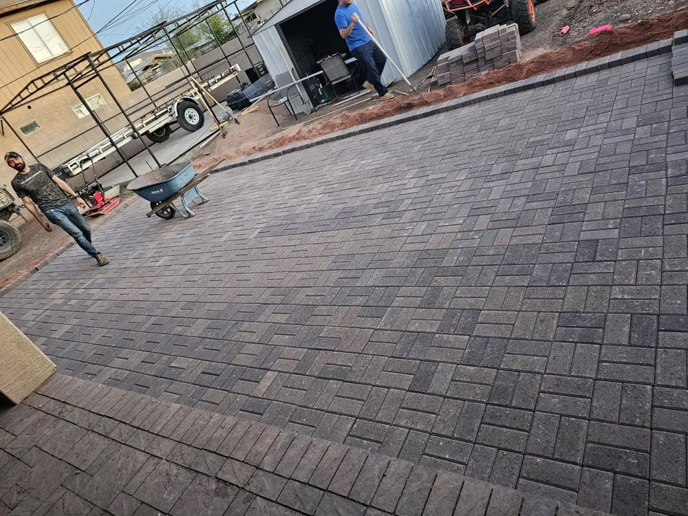 Custom yard cleanup service experts serving Phoenix, AZ - Billionaire Landscape Hardscape