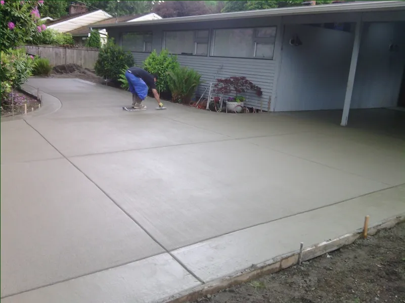 Professional garden landscaping with custom design across Seattle, WA - Bill's Concrete & Masonry