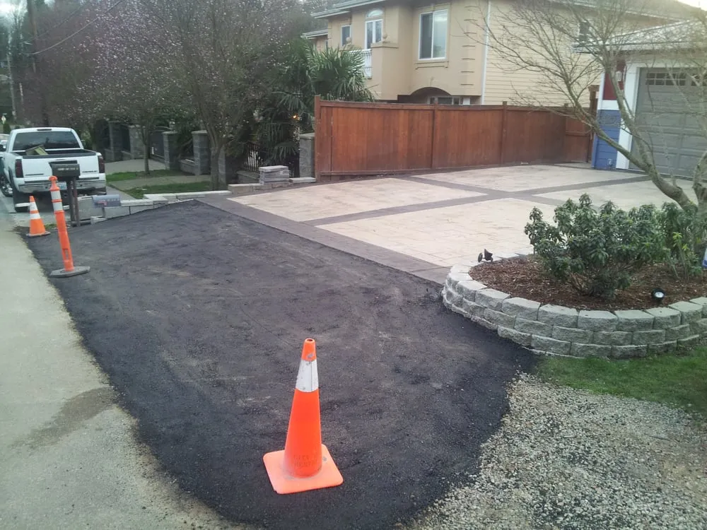 Trusted landscape design for residential properties across Seattle, WA - Bill's Concrete & Masonry