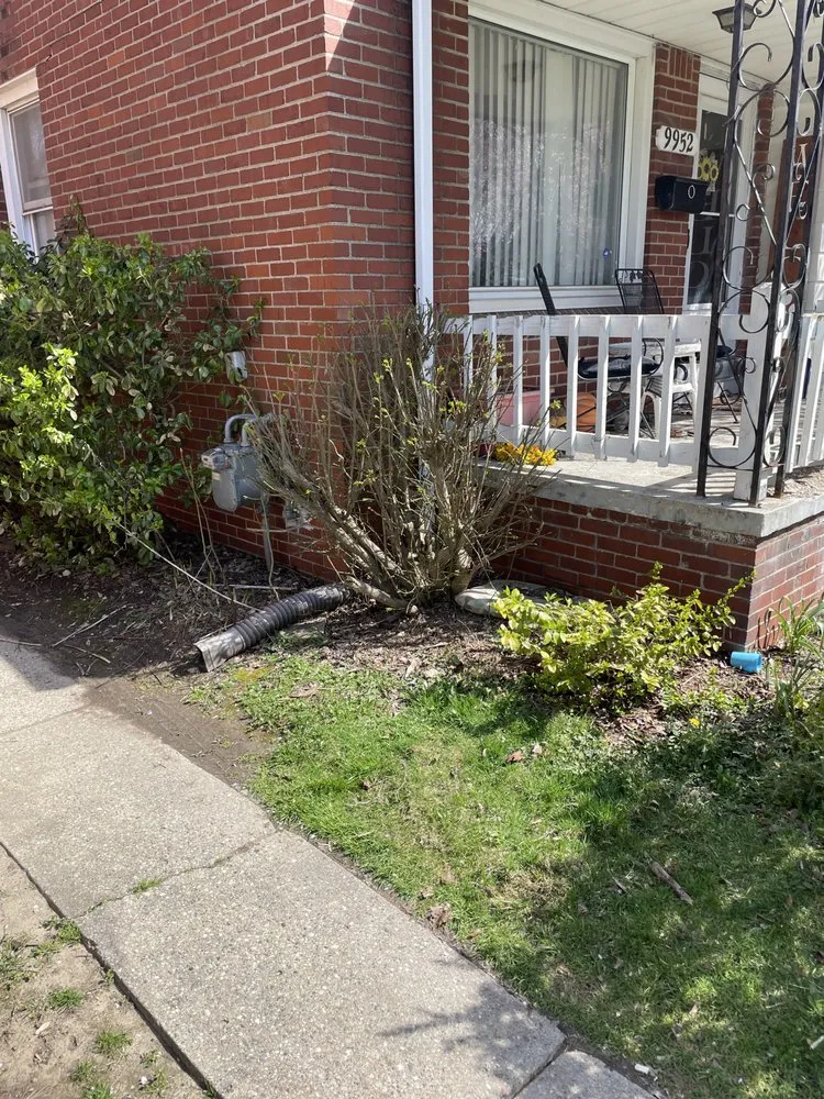 Custom garden landscaping with custom design across Redford Township, MI - Bill’s Land