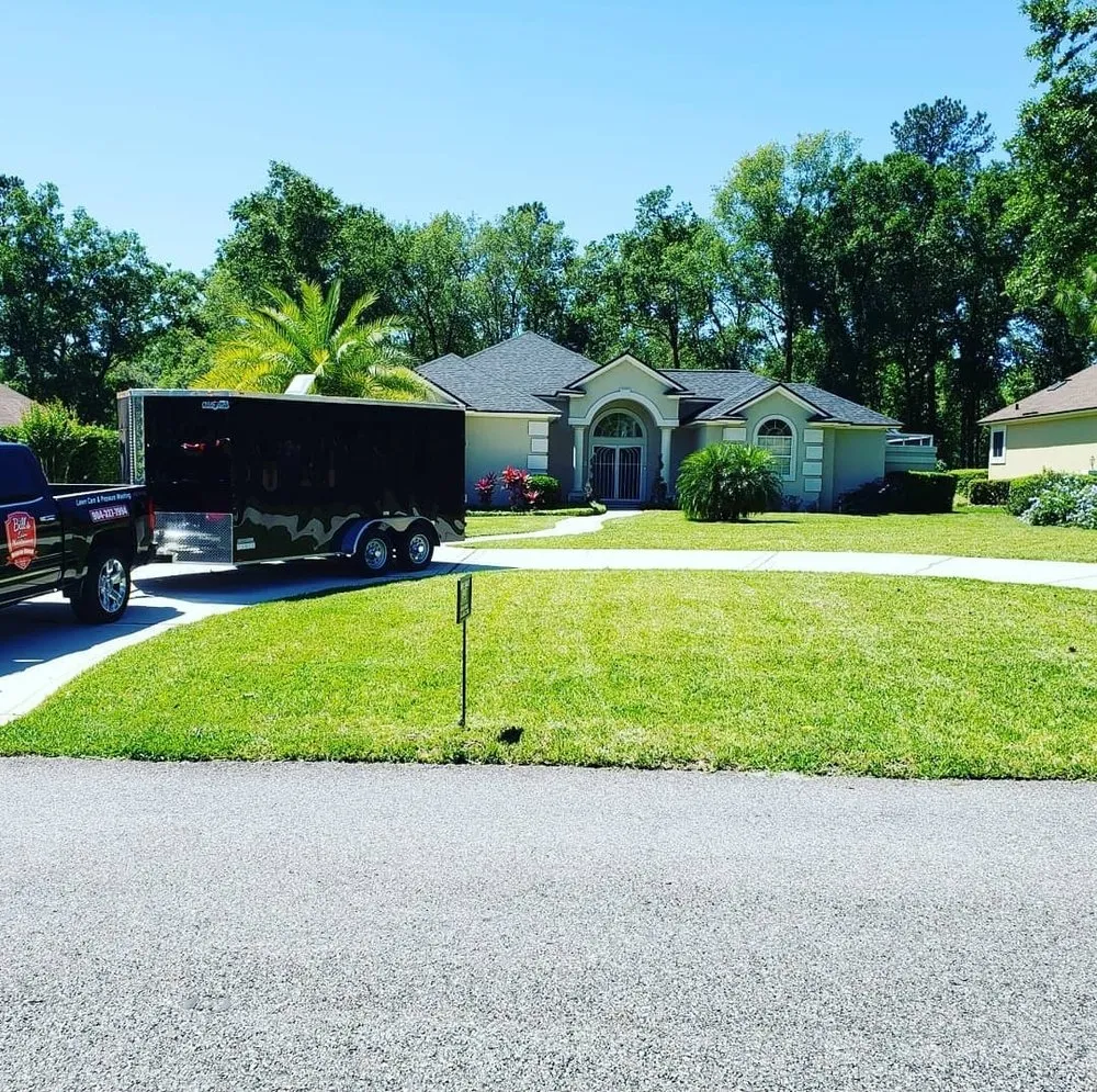 Local lawn care service with custom design in Middleburg, FL by Bill's Lawn Maintenance