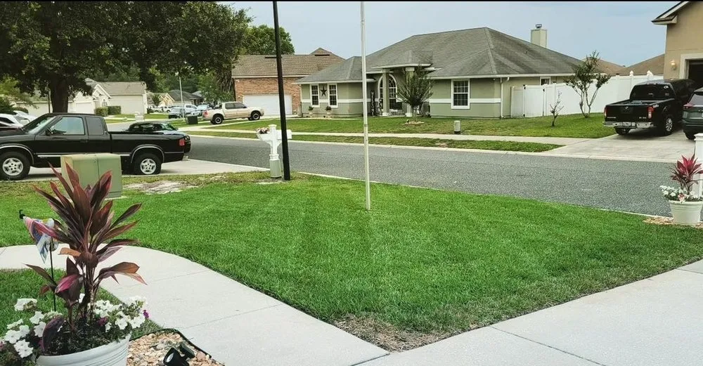 Local garden landscaping in Middleburg, FL - Bill's Lawn Maintenance