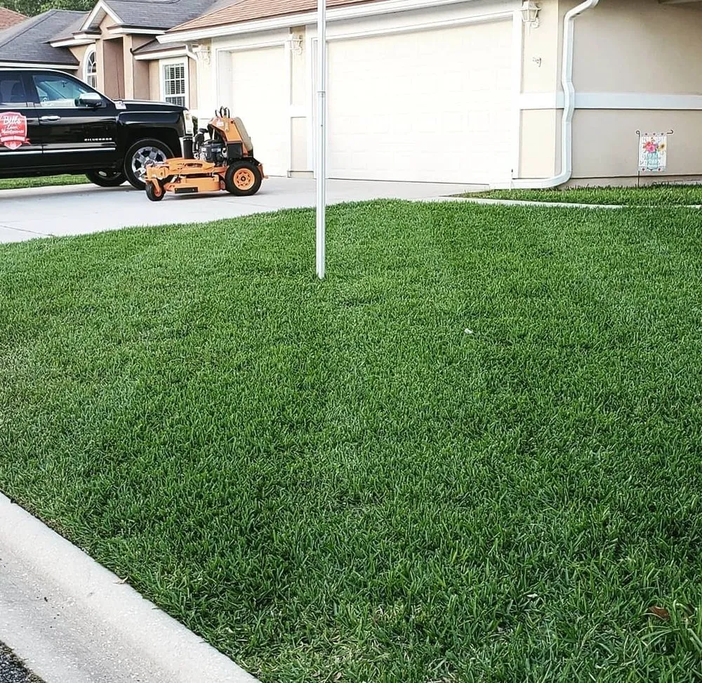 Reliable lawn mowing service for beautiful yards across Middleburg, FL - Bill's Lawn Maintenance