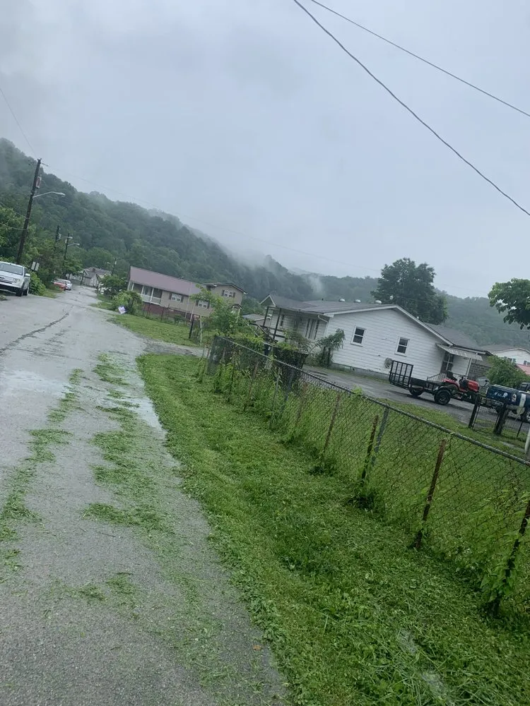 Local landscaping services in Harlan, KY - Bills Lawncare