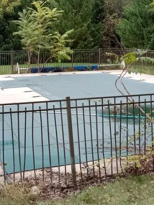 Billy's Fall Clean Up Logo