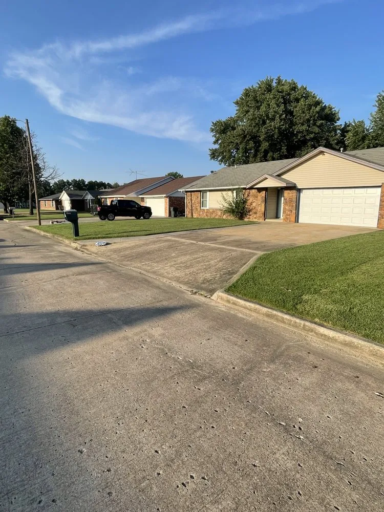 Local yard maintenance in Warner, OK by Billy’s Lawn Care