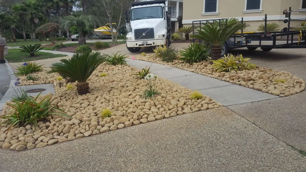 Custom yard cleanup service for outdoor upgrades across Biloxi, MS - Biloxi Lawn Care