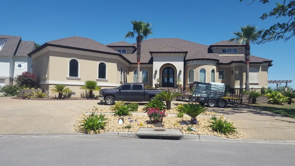 Professional lawn care service in Biloxi, MS by Biloxi Lawn Care