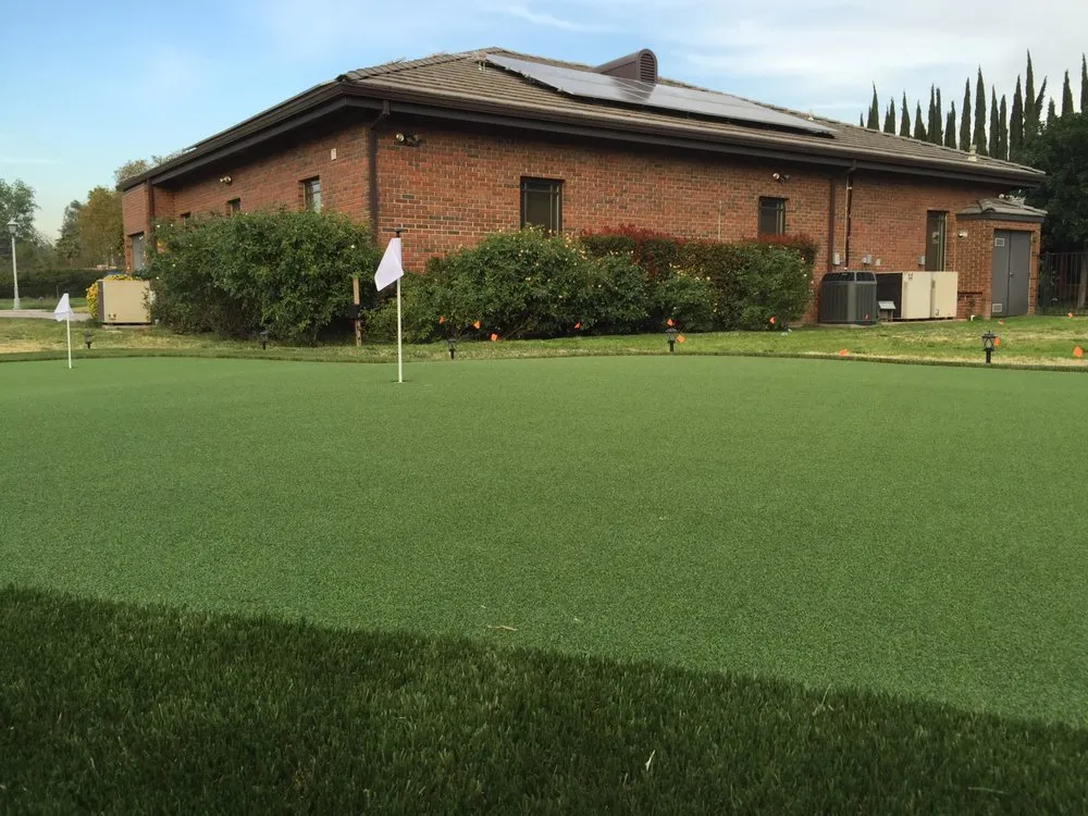 Custom yard cleanup service in Beverly Hills, CA - Biltright Turf