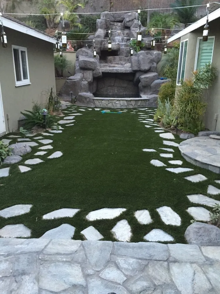 Affordable outdoor landscaping in Beverly Hills, CA - Biltright Turf