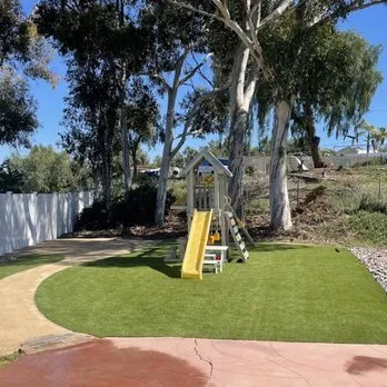 Custom landscape design experts serving Knoxville, TN - Biltright Turf