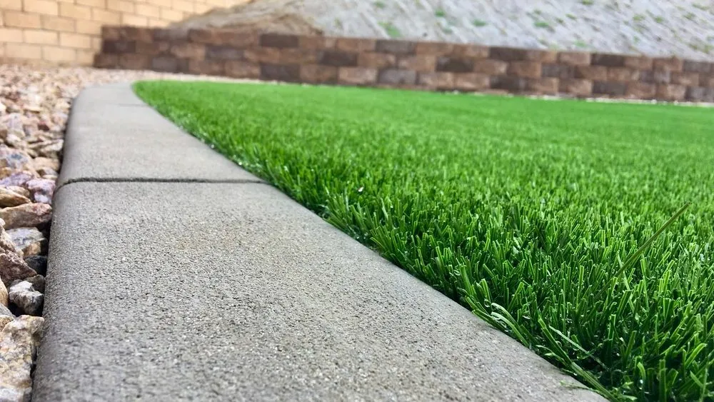 Expert lawn care service experts serving Raleigh, NC - Biltright Turf