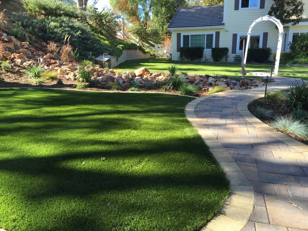 Expert lawn care service experts serving Temecula, CA - Biltright Turf