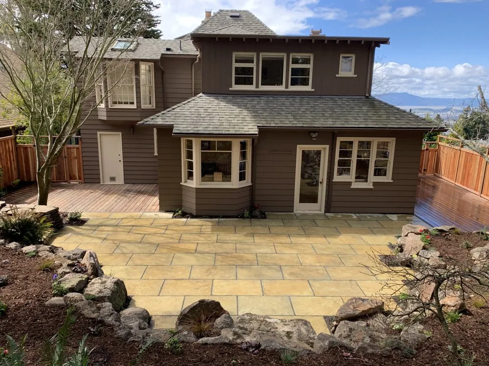 Reliable garden landscaping for beautiful yards in Berkeley, CA by Bio Friendly Gardens